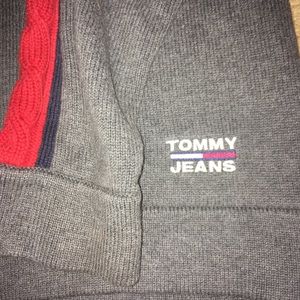 Tommy Hilfiger Sweaters - Vintage Tommy jeans flag sleeve sweater Tommy Hilfiger Sweaters - Vintage Tommy jeans flag sleeve sweater